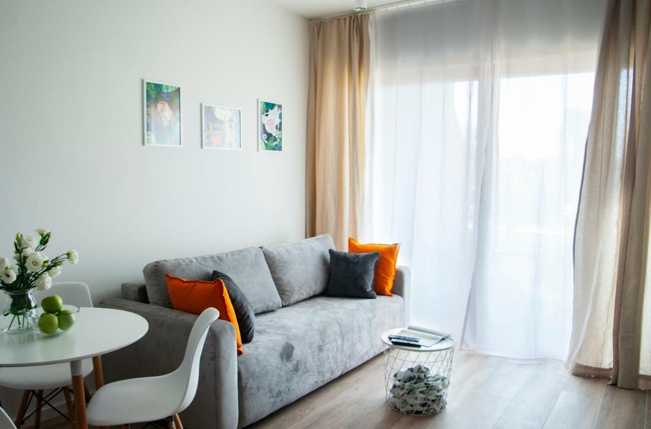 Neartopl Rakowicka Apartments Parking คราคูฟ ภายนอก รูปภาพ